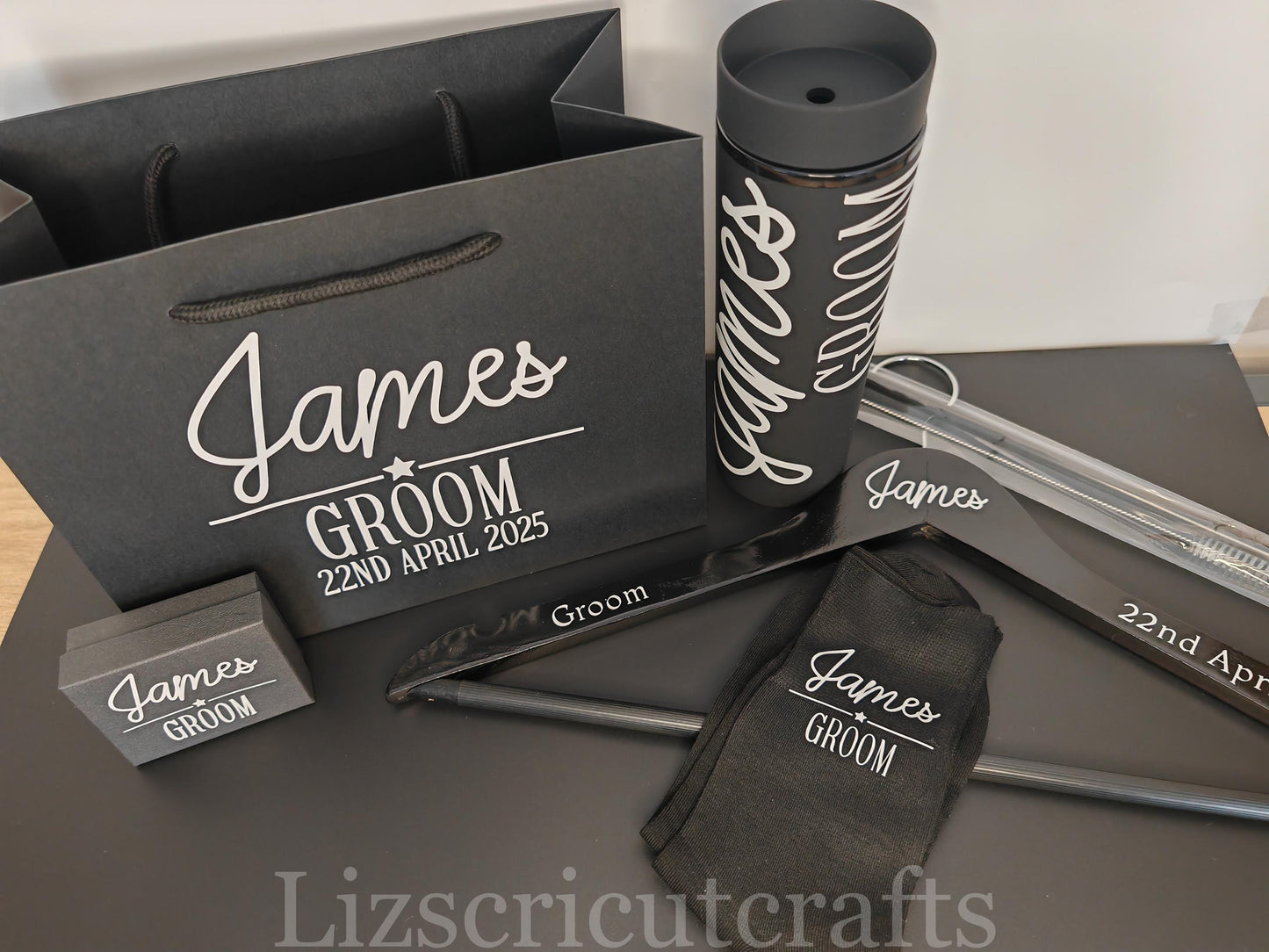 Groom/ Best Man/ Groomsmen Gift set wedding day Bundle - Gift Bag, Hanger, Tumbler, Cufflink box, Socks