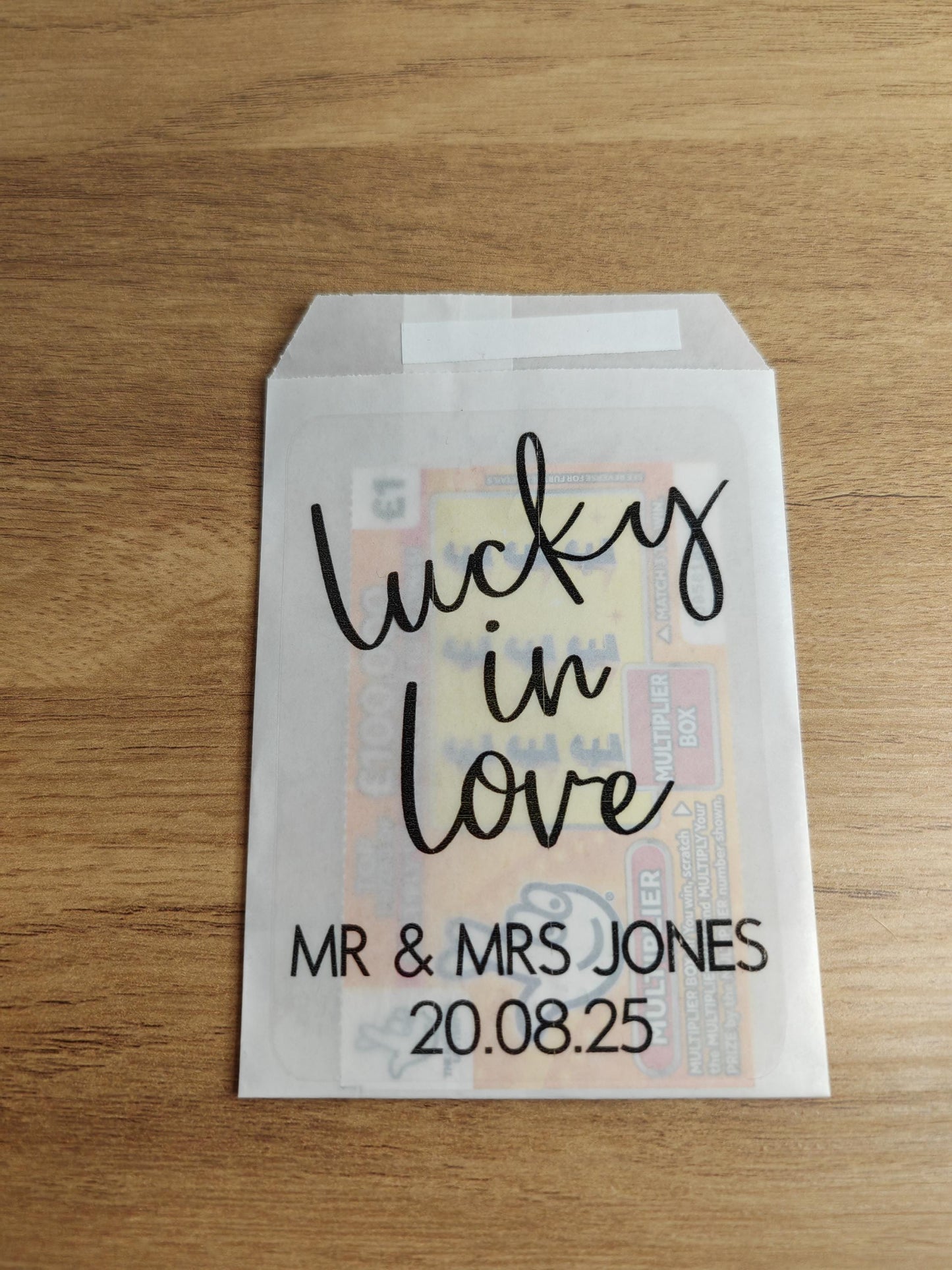 Scratch card holder wedding favours - glassine bags