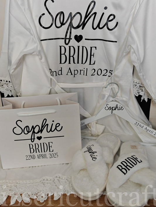 Bride/Bridesmaid Bundle/Proposal gift or Thank you gift - Robe, Bag, Hanger & plush slippers