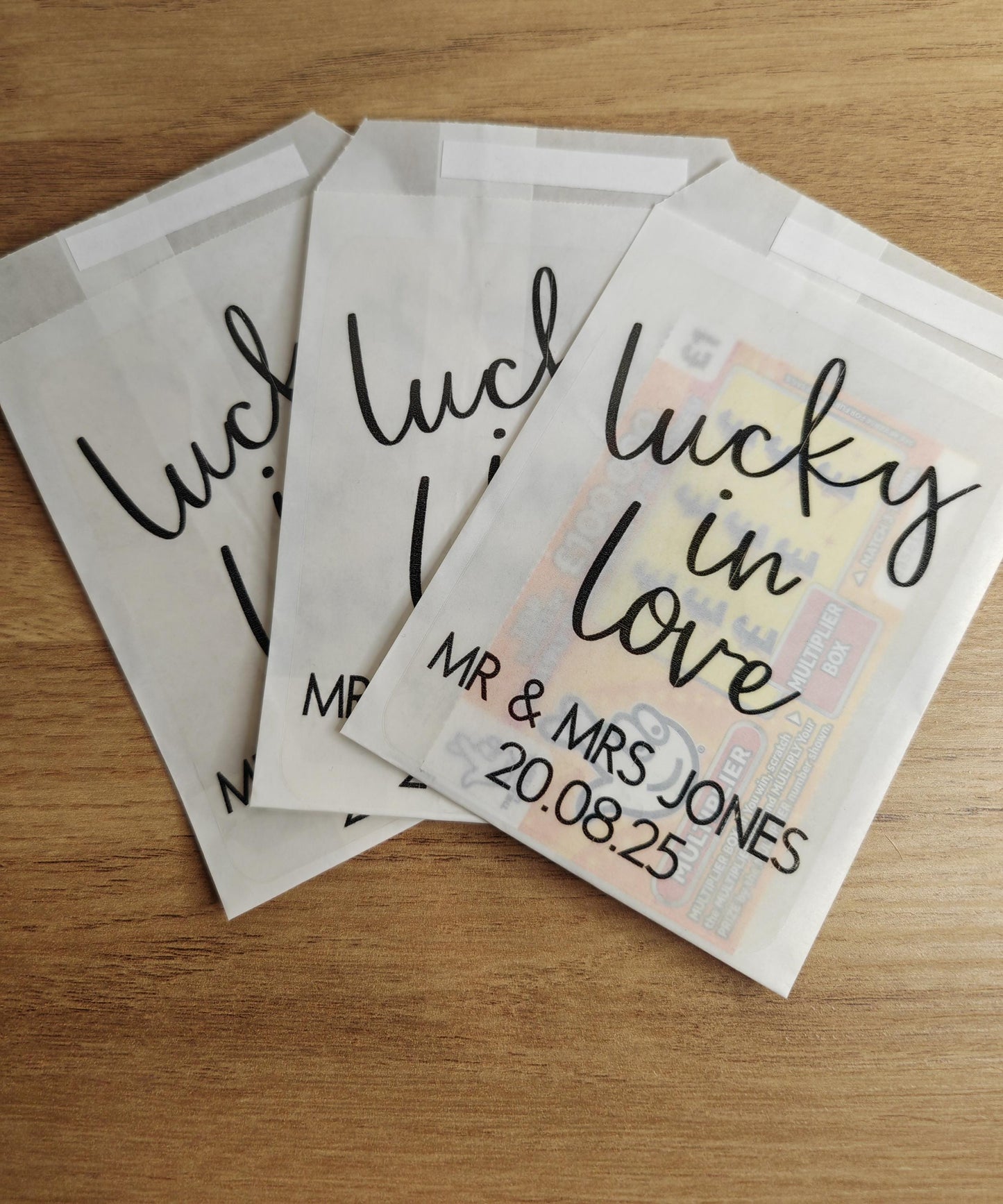 Scratch card holder wedding favours - glassine bags