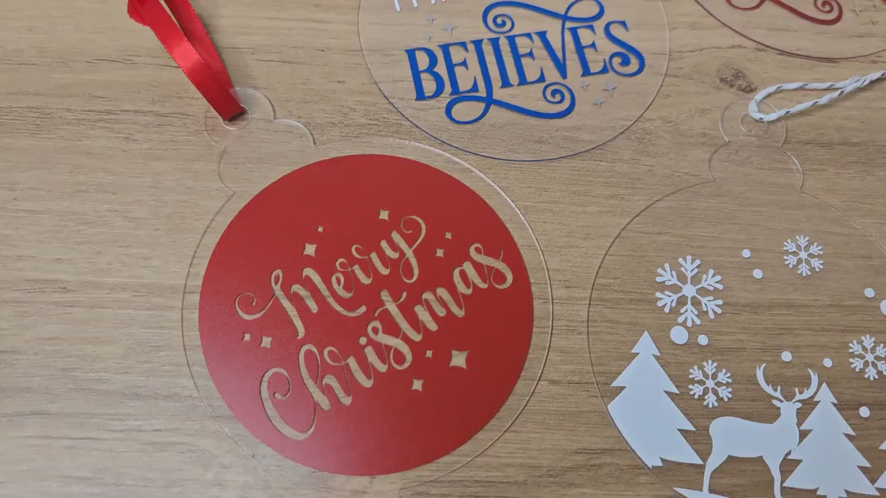 large 10cm Acrylic Bauble - This house believes - Green